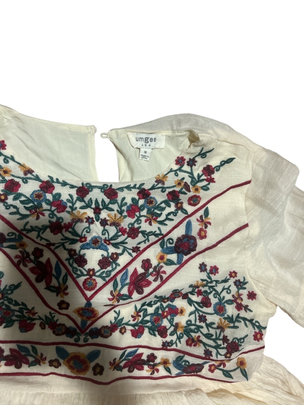 Umgee Cream Embroidered Boho Dress Floral Flare Sleeve Babydoll Medium - Picture 5 of 8